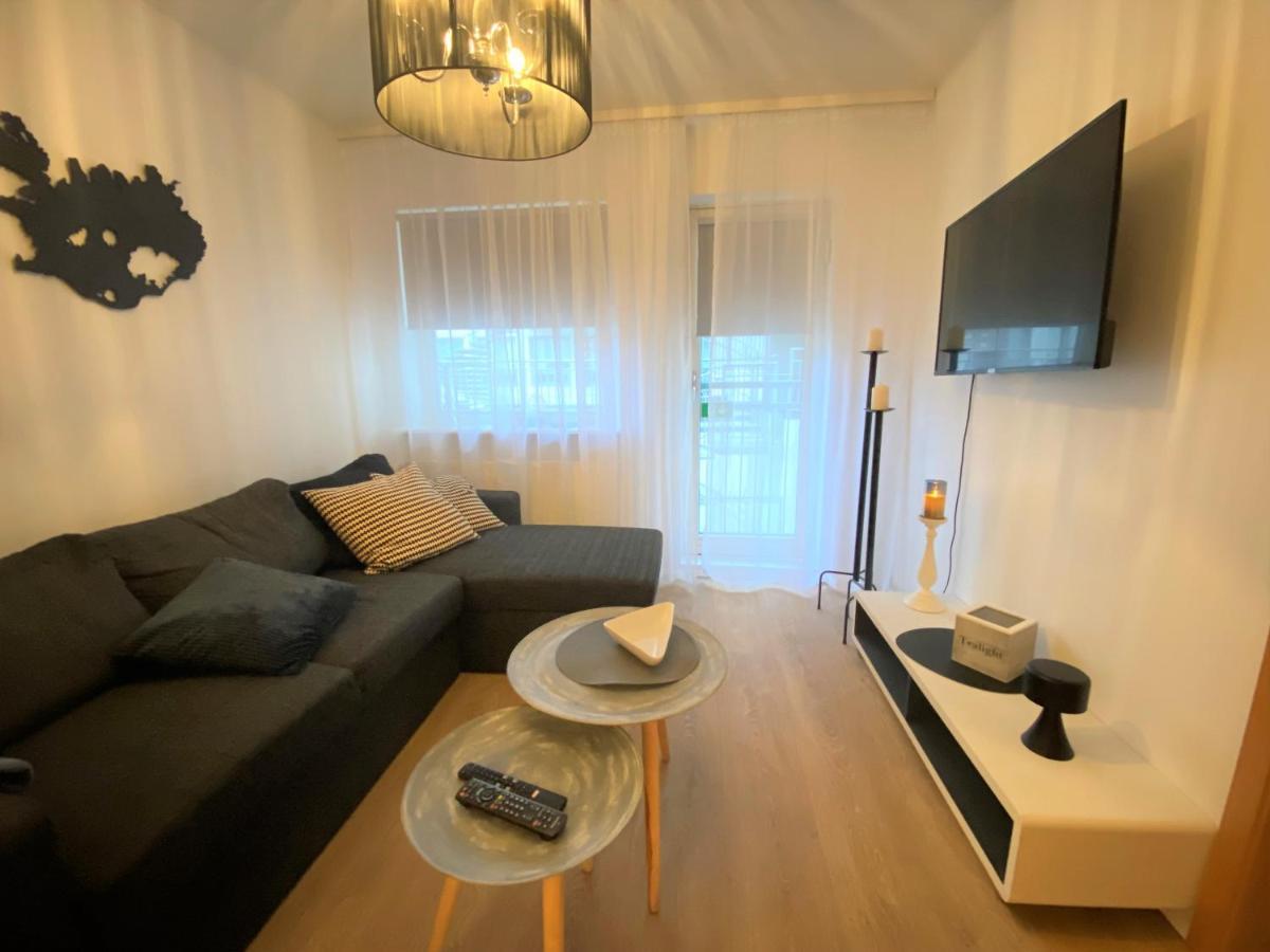 Hafnarstraeti 100, Downtown Apartment Akureyri Luaran gambar